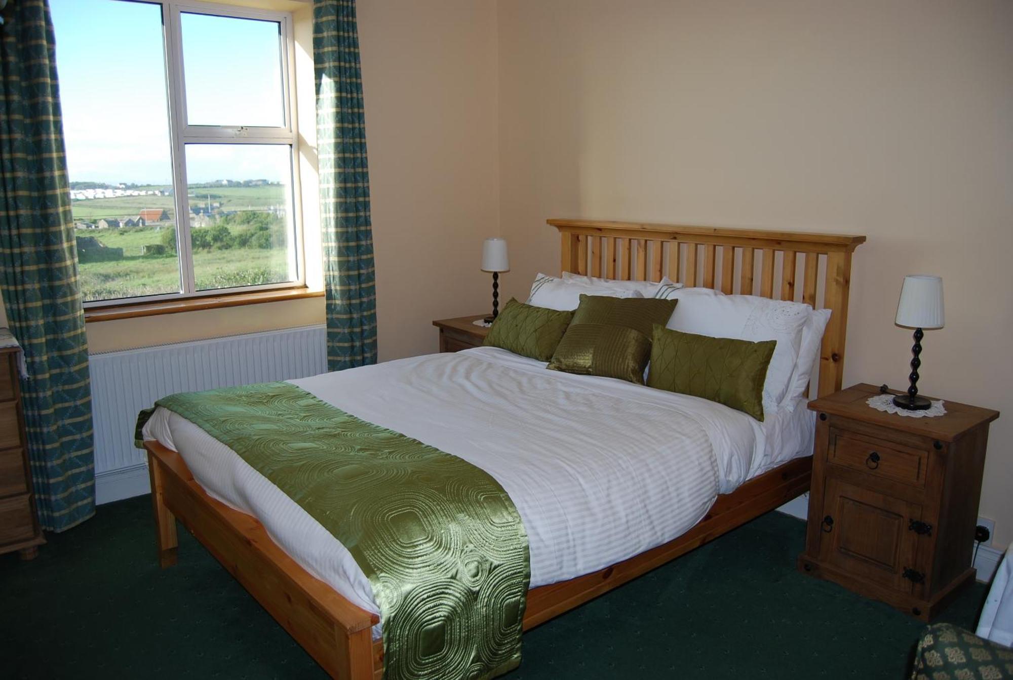 Clonmore Lodge B&B Quilty Exteriör bild